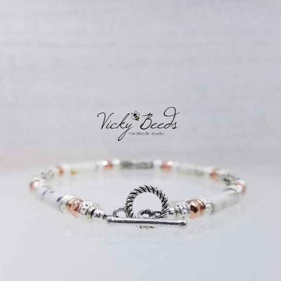 White Turquoise Beaded Gemstone Toggle Bracelet - Picture 7 of 8